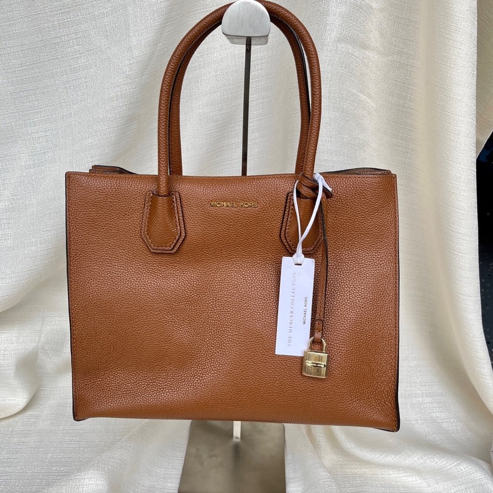 New Michael Kors large Mercer brown handbag